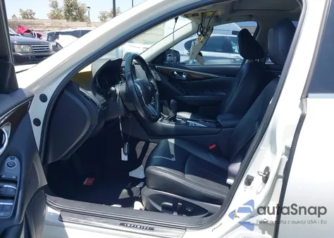 2019 Infiniti Q50 3.0T Luxe z USA, uszkodzony, nr VIN JN1EV7AP1KM517673